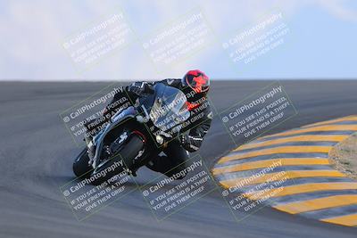 media/Oct-03-2022-Moto Forza (Mon) [[5f077a3730]]/Advanced Group/Session 5 (Turn 12)/